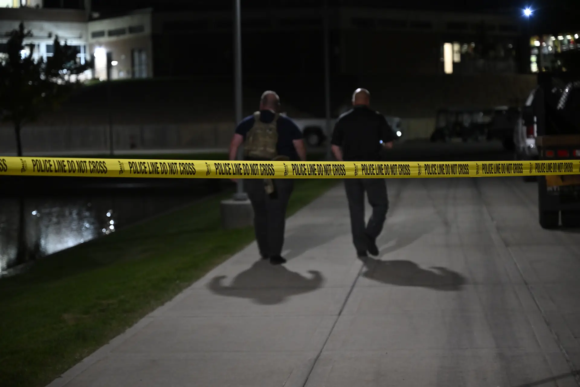 Agentes do FBI na Universidade do Utah, onde foi assassinado o ativista conservador Charlie Kirk