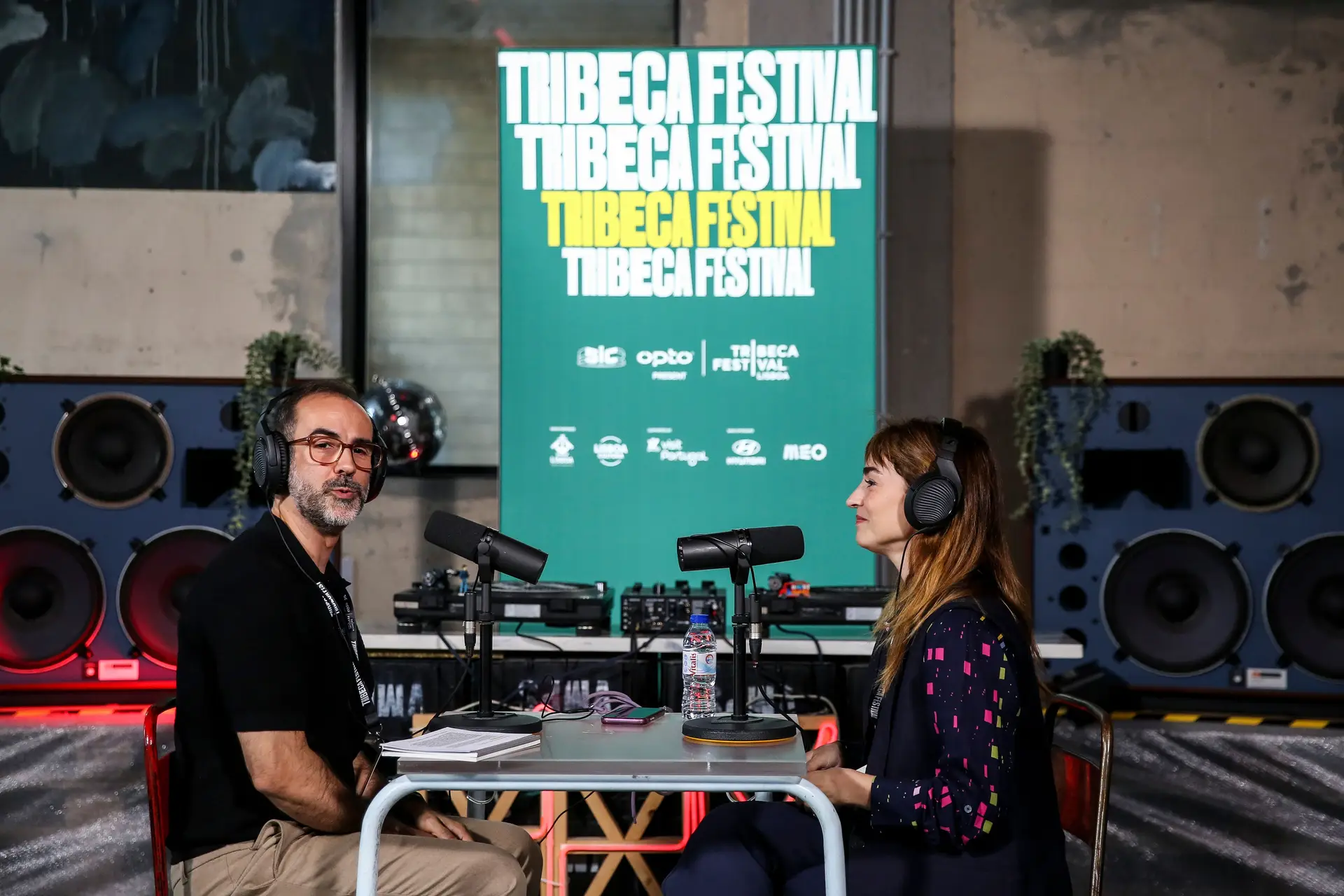 Expresso e SIC continuam a liderar o mercado de podcasts em Portugal pelo 8º mês consecutivo, com perto de 4 milhões de downloads em agosto