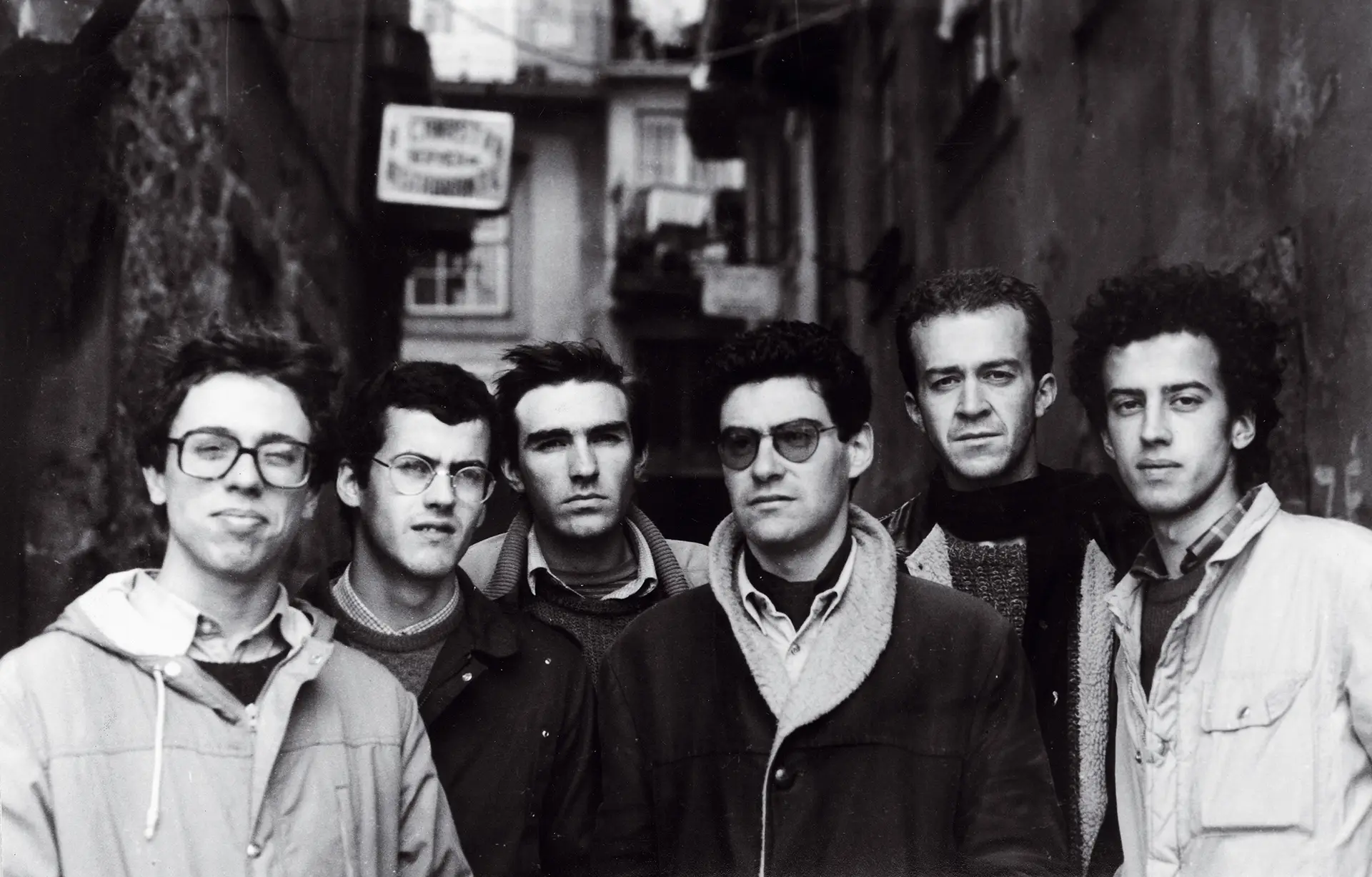 A primeira formação do sexteto, em 1984: Mário Laginha, Pedro Barreiros, Tomás Pimentel, Edgar Caramelo, Carlos Martins e Mário Barreiros