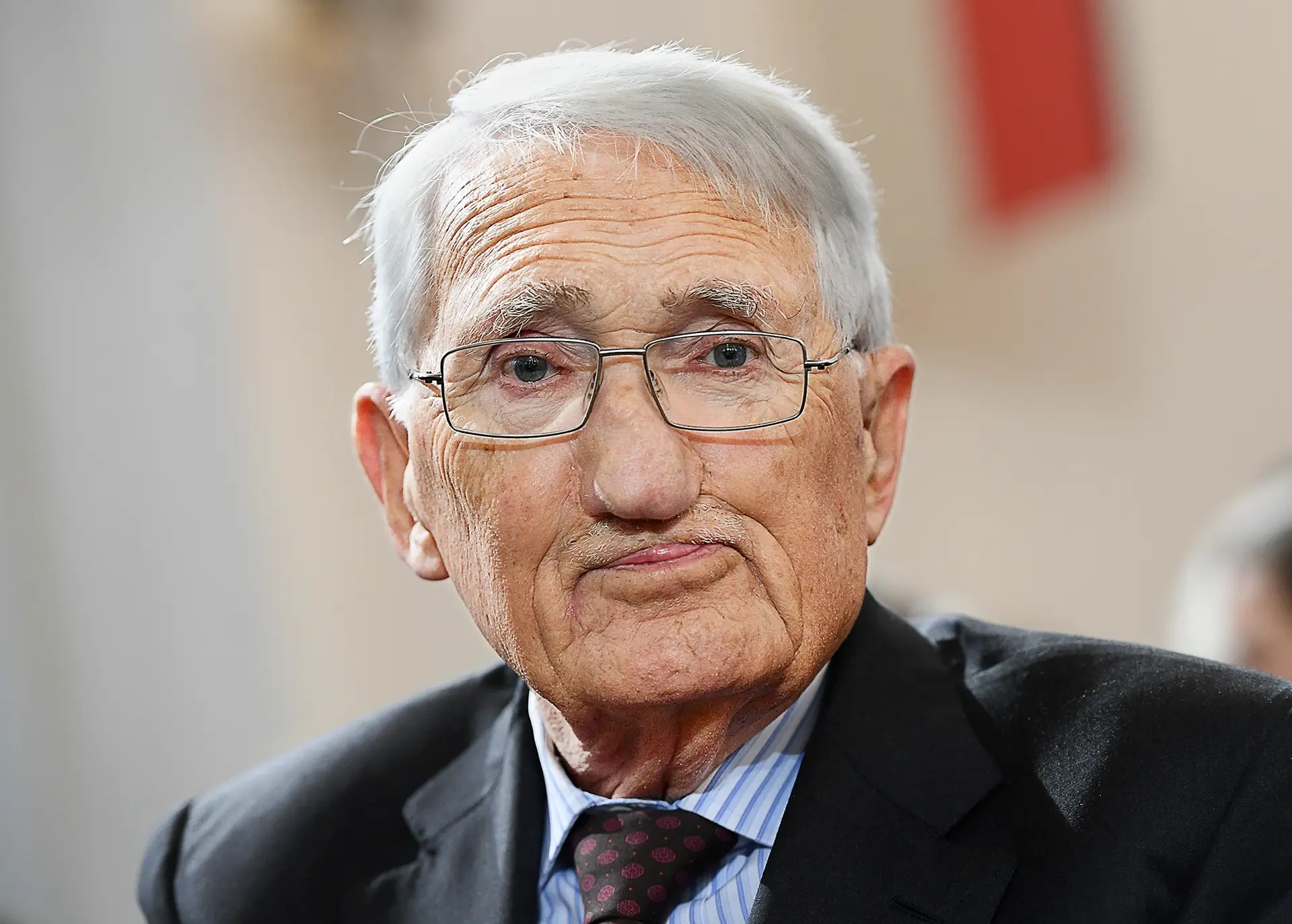 O alemão Jürgen Habermas, hoje com 96 anos, é há décadas um clássico do pensamento contemporâneo
