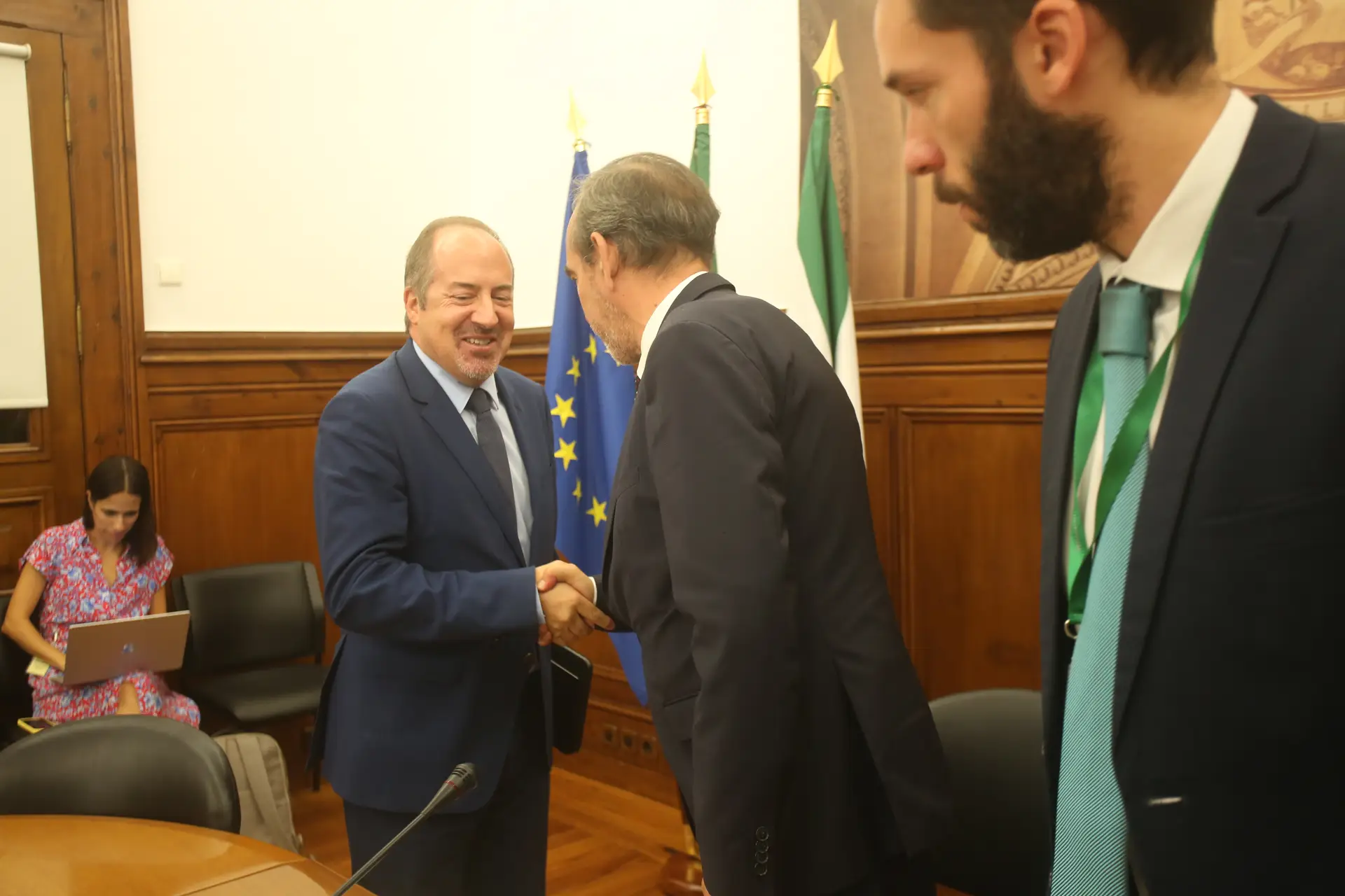 Comissão de Finanças dá parecer positivo a Santos Pereira para governador do Banco de Portugal, com abstenção do PS