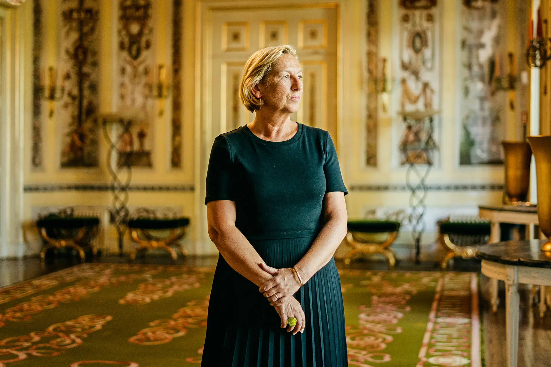 Helène Farnaud-Defromont no Palácio de Santos, sede da representação francesa em Lisboa