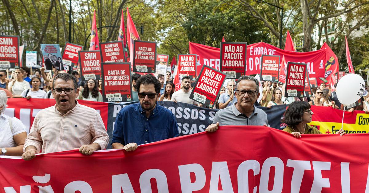 “Irredutível” no combate ao pacote laboral, CGTP junta milhares em Lisboa e promete endurecer luta