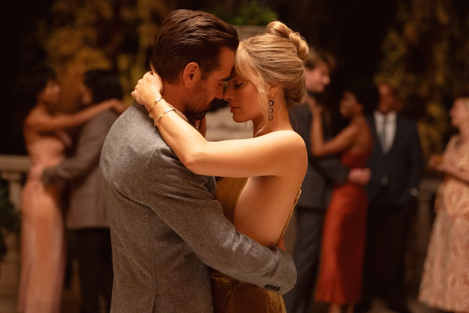 O filme é sobretudo um veículo para Colin Farrell e Margot Robbie, atores com uma química romântica rara