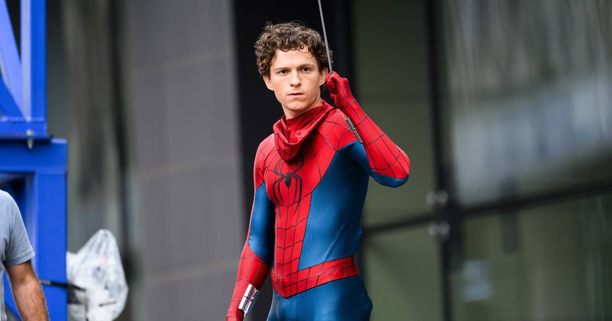 Tom Holland está de volta às filmagens de Homem Aranha