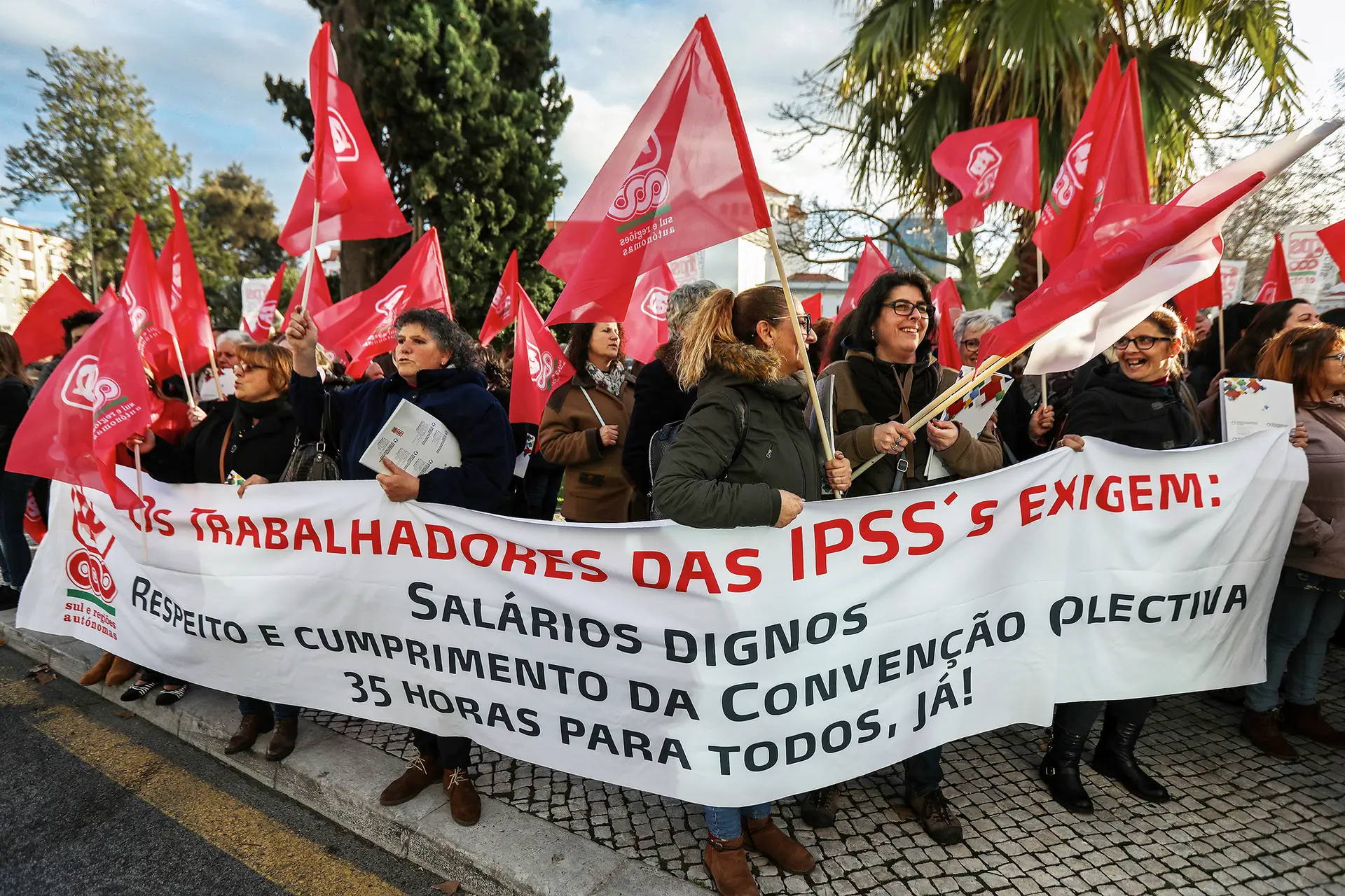 Sindicatos da Administração Pública querem mais do Governo