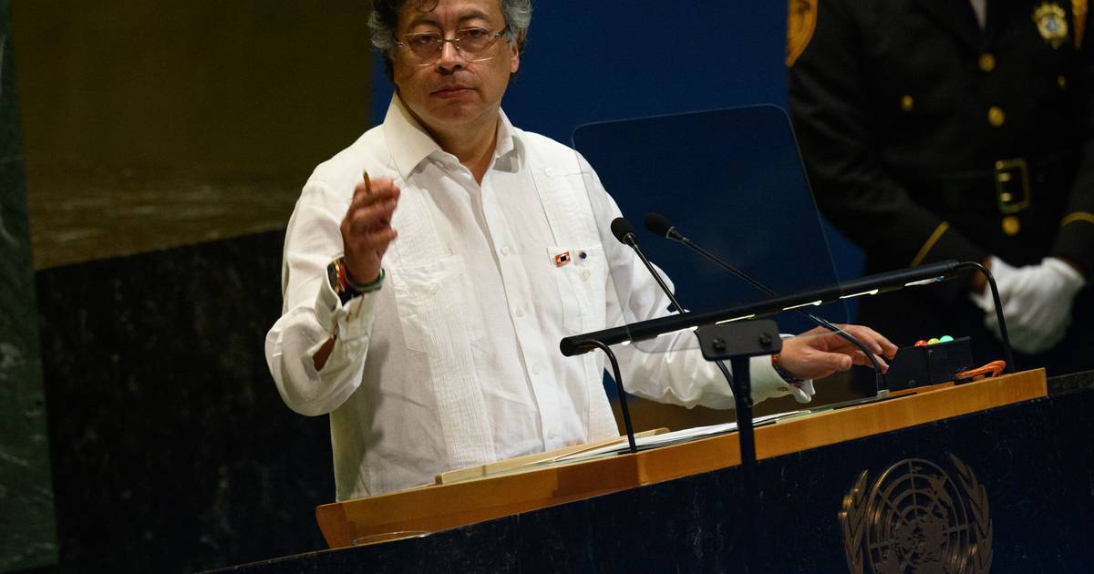 Presidente da Colômbia acusa EUA de violar águas do país e matar pescador