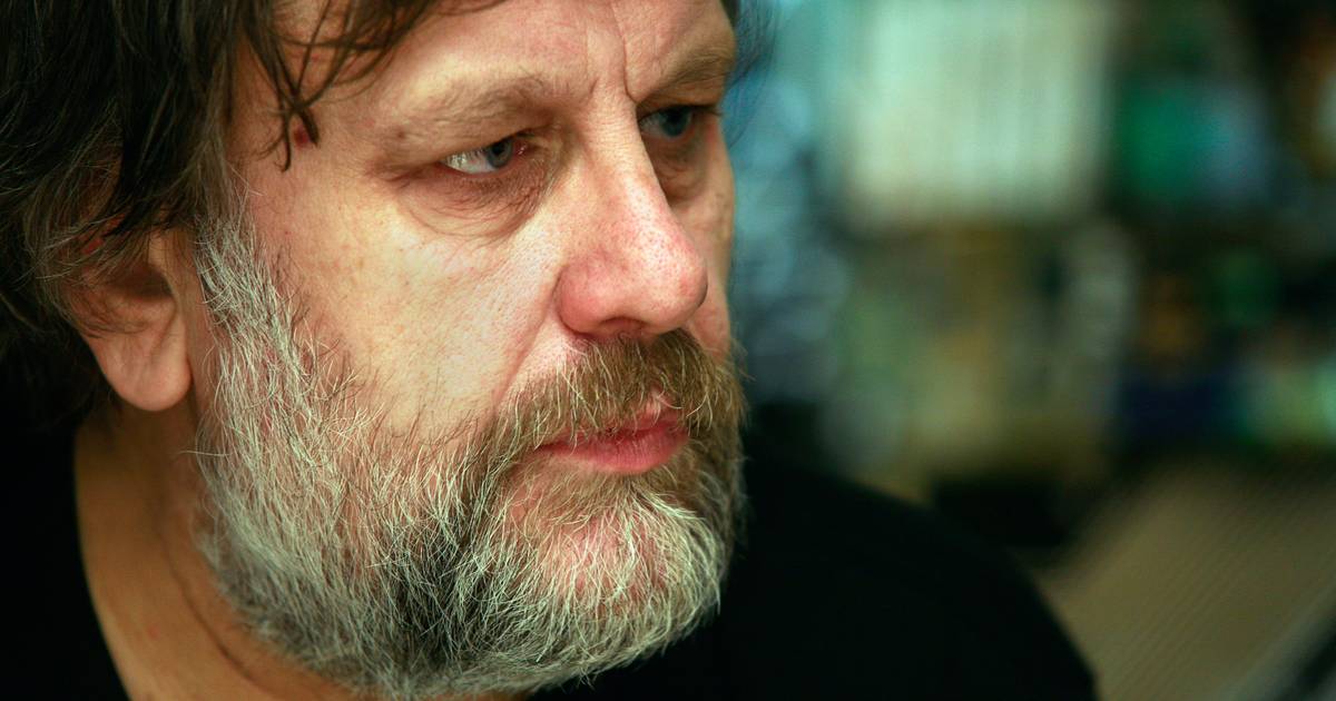 Entrevista a Slavoj Žižek: “A esquerda está completamente perdida. Já está dividida. Se há dois esquerdistas, há duas fações”