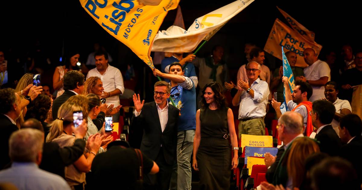Leitão e Moedas arrancam campanha entre ataques e promessas (e muitas bandeiras)