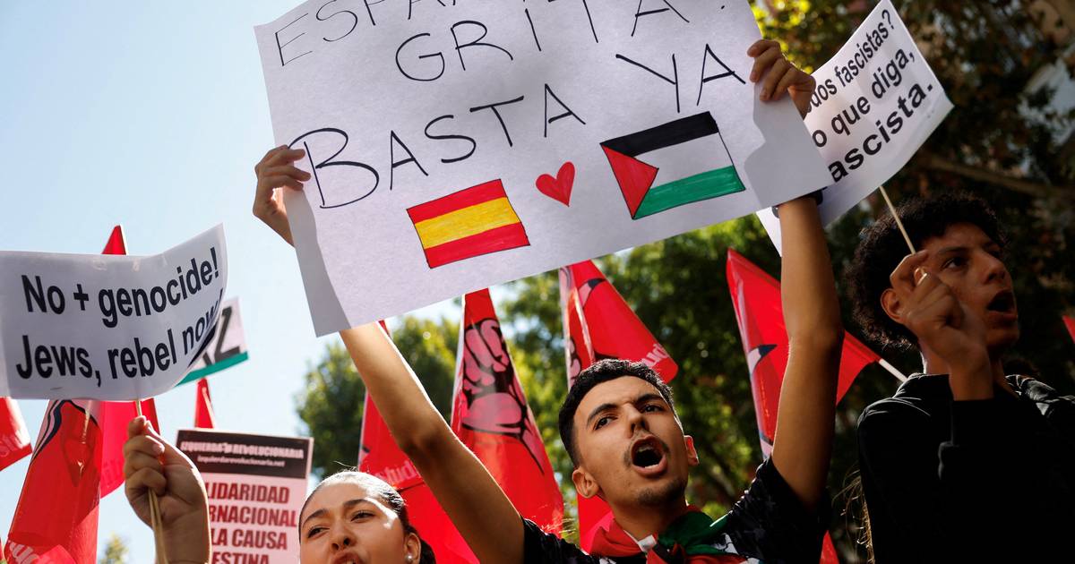 Colômbia expulsa diplomatas israelitas, sindicatos em Itália prometem greve geral: os protestos contra interceção de Israel à flotilha