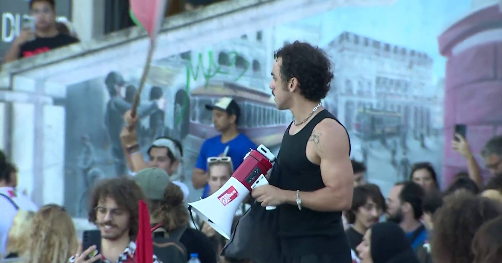 Teen in Critical Condition After Electrocution at Lisbon's Rossio Station During Gaza Protest