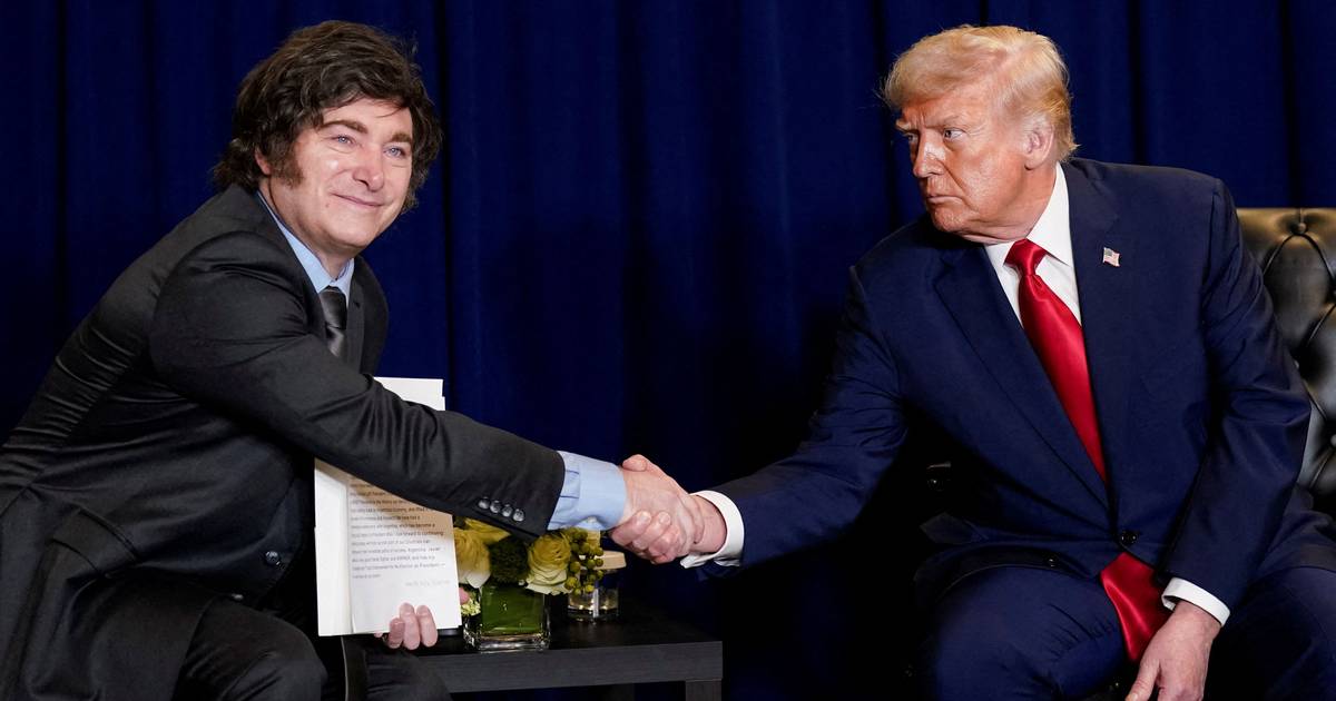 Tesouro dos Estados Unidos já intervém no mercado argentino numa medida inédita para salvar o plano económico de Milei