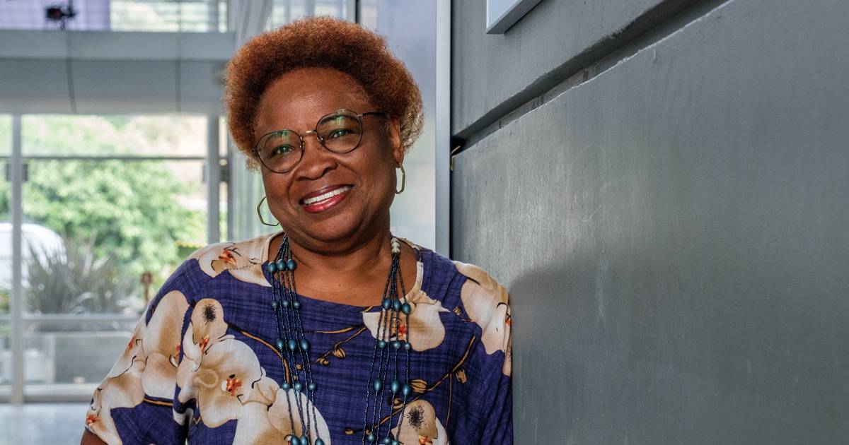 Inocência Mata: “Imaginava que Lisboa era o paraíso, sem sujidade. Tive uma deceção quando conheci o rio Tejo, achava que tinha de ser maior que o Kwanza”