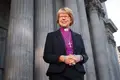Sarah Mullally. De enfermeira a líder da terceira maior comunhão cristã do mundo