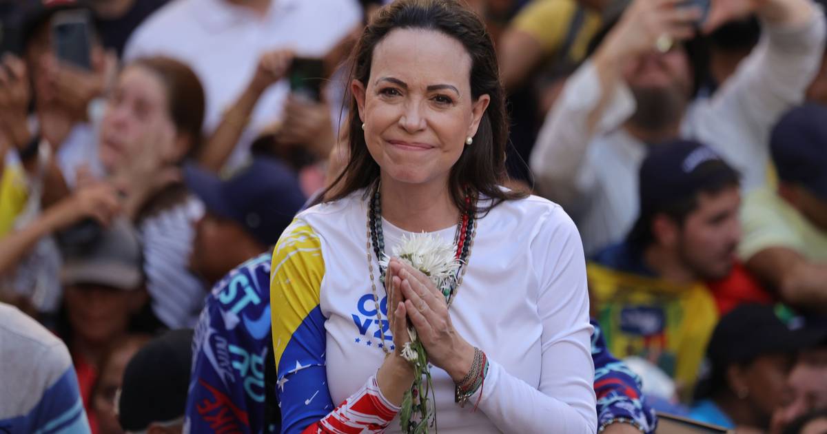 María Corina Machado: Maduro "começou esta guerra" e Trump "está a terminá-la"