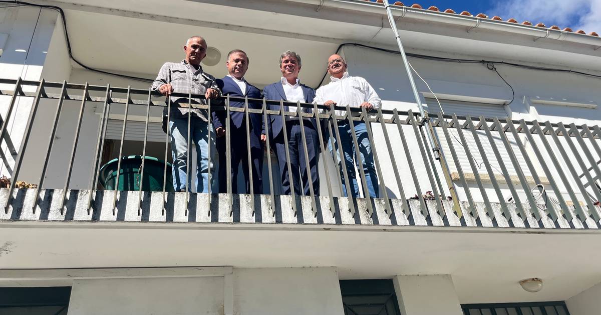 Moimenta da Beira tem paredes de vidro