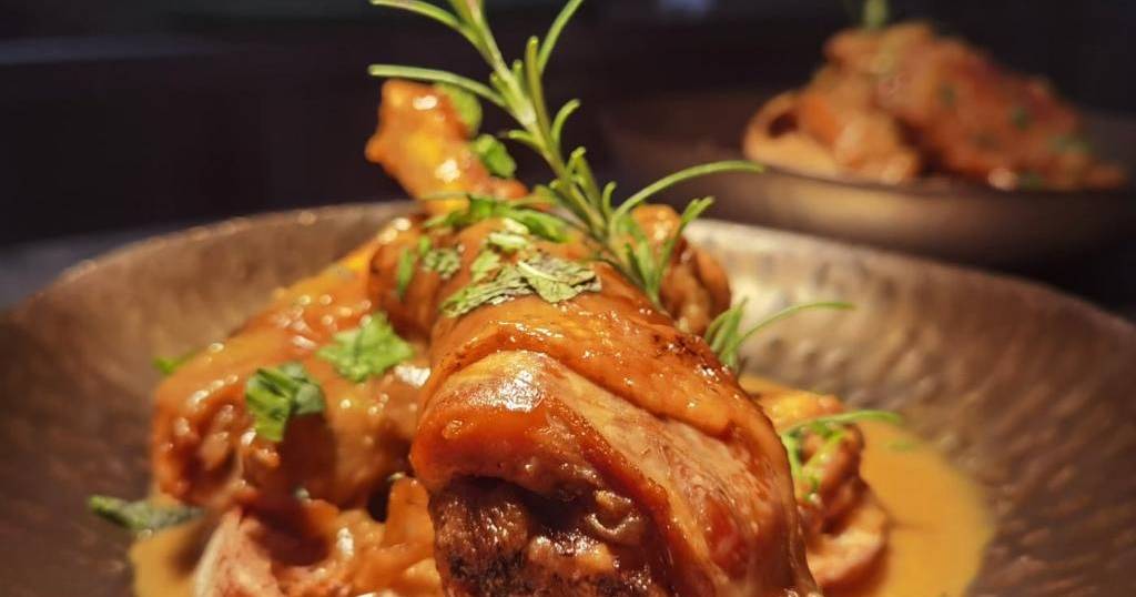 Galinha Mourisca: Comer como Camilo em Famalicão