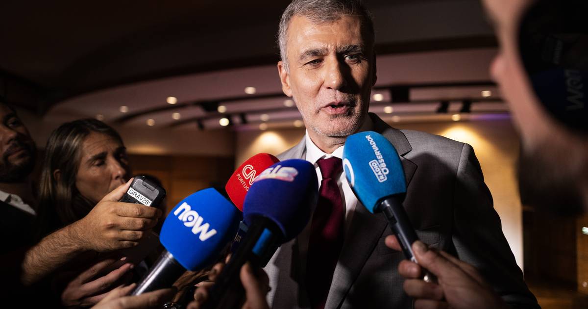Seguro com apoios à direita? Gouveia e Melo "não está preocupado", Cotrim suspira por Passos e António Filipe quer congregar a esquerda