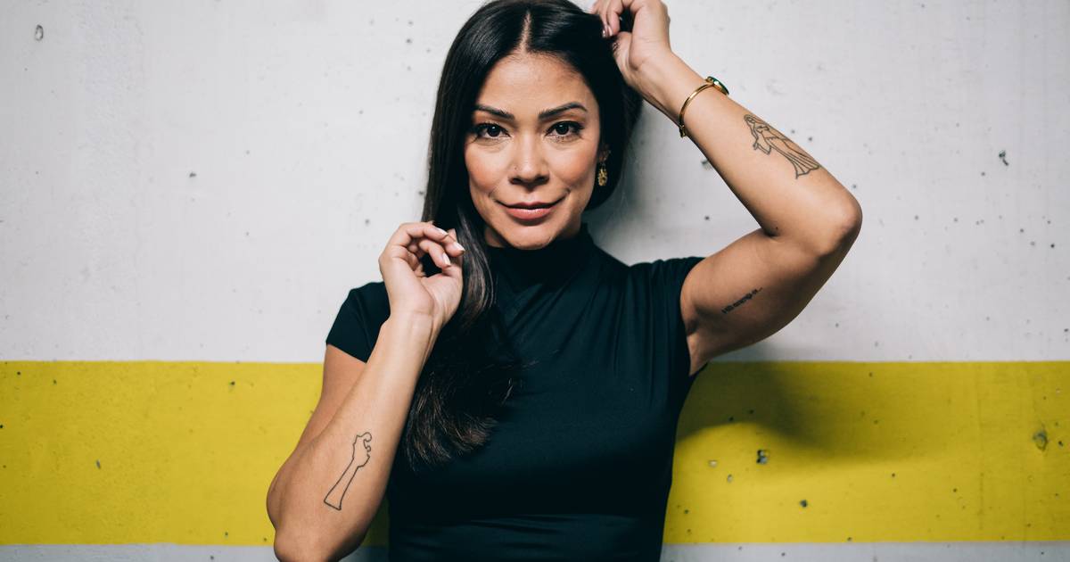 Raquel Tavares: “Ouvi conversas à mesa que não eram para a minha idade. Ali com 20 e poucos anos, era muito chata, muito envelhecida, um horror”
