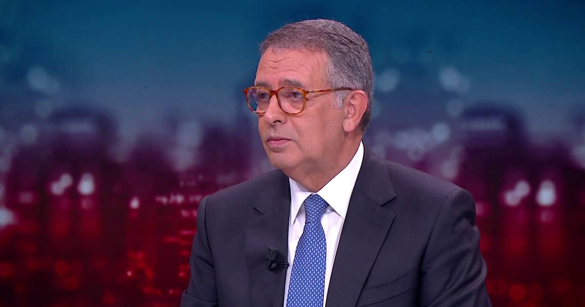 António José Seguro: “Podia ficar sentadinho no sofá, a gozar a praia da Foz do Arelho ou as minhas vinhas em Penamacor, mas julgo poder dar um contributo ao país”