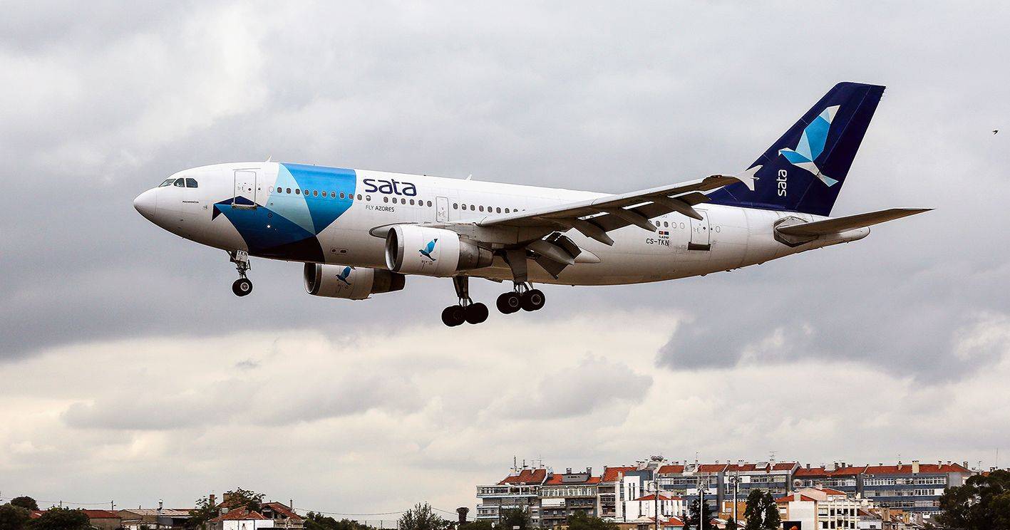 Tap Output Example Governo dos Açores acredita que SATA e TAP compensam saída da Ryanair ...
