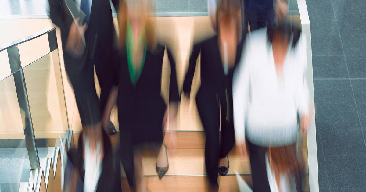 Mais trabalho e o mesmo salário? É uma promoção… a fingir