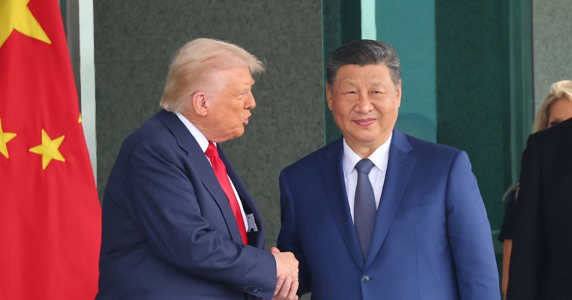 Pequim critica medidas “unilaterais” e analisa decisão do Supremo dos EUA sobre tarifas impostas por Trump Pequim critica medidas “unilaterais” e analisa decisão do Supremo dos EUA sobre tarifas impostas por Trump