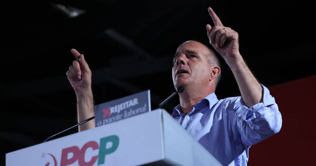 Secretário-geral do PCP diz que país “está a saque” por “quadrilha” de direita