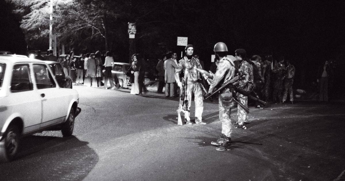 25 de novembro de 1975, “o dia em que a utopia revolucionária deu lugar à sensatez democrática” (com Filipe Garcia)