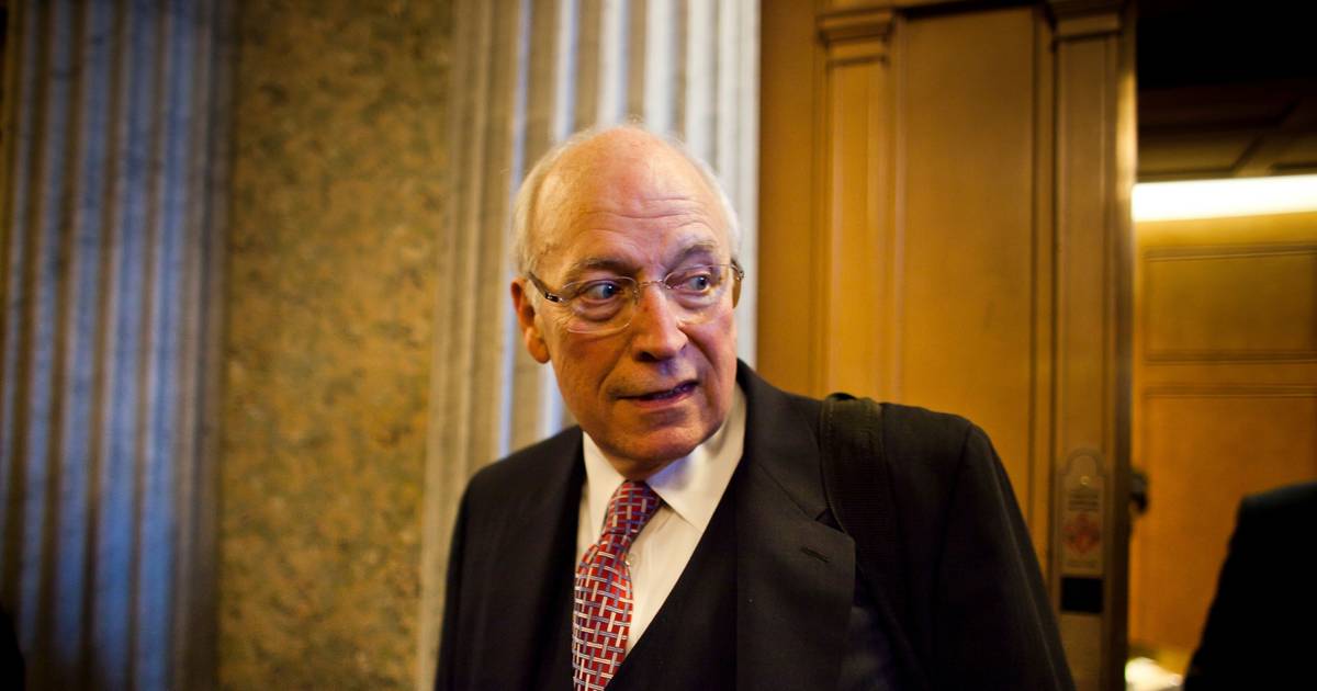 Morreu Dick Cheney, vice-presidente de George W. Bush
