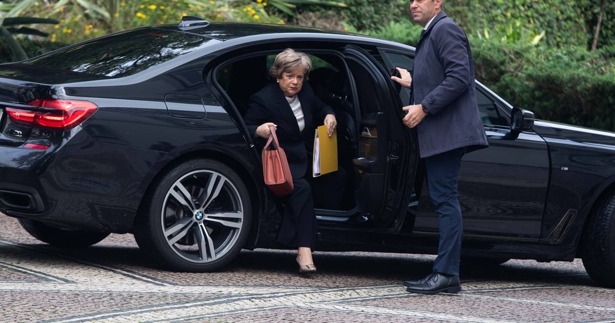 Minister for Internal Administration explains absence from the field: 'has been working in a context of invisibility, in the office'