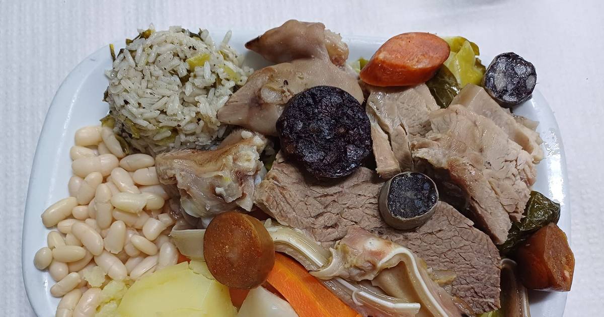 Nestas tascas de Lisboa, o Cozido à portuguesa é servido como manda a tradição