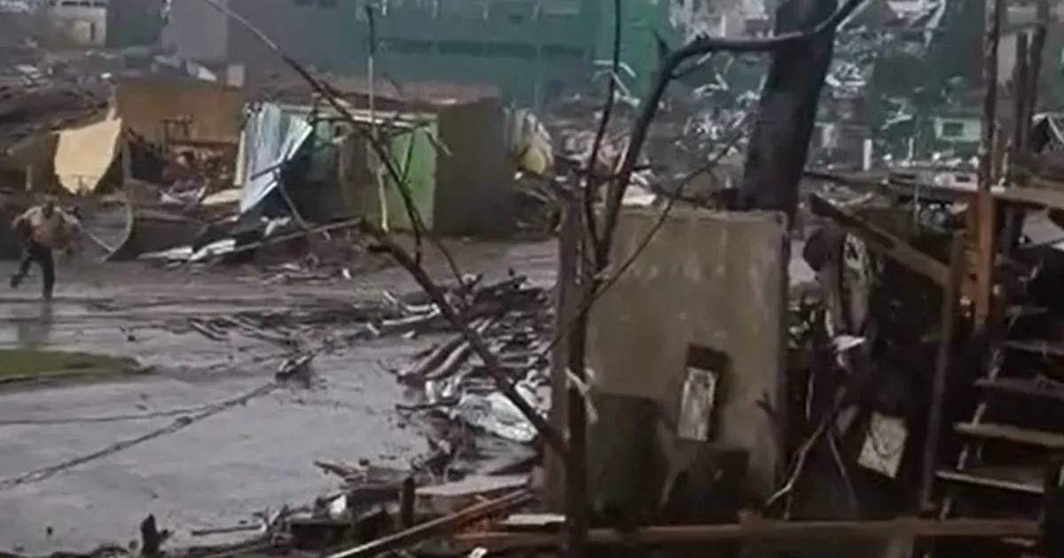 Tornado mata cinco e fere cerca de 130 pessoas no sul do Brasil