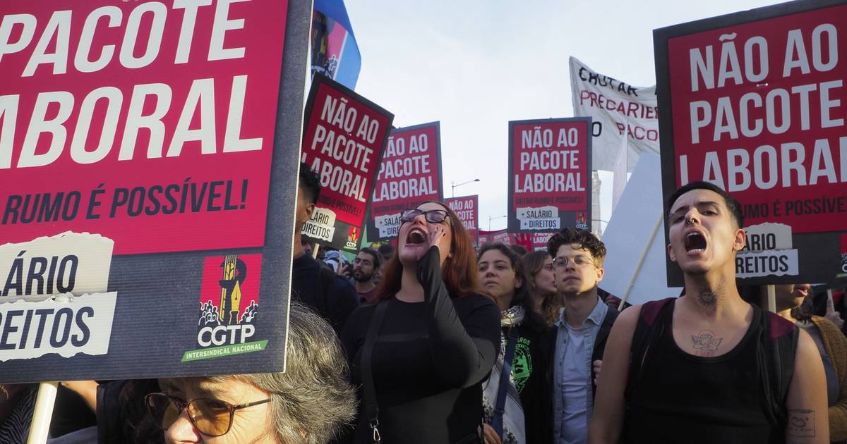 "Ninguém nos dá lições sobre diálogo", "falta de respeito aos trabalhadores": UGT e CGTP criticam posições do Governo sobre greve-geral