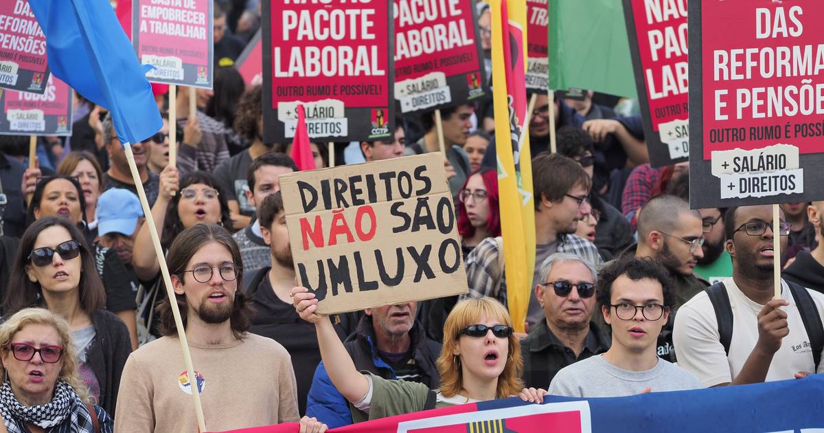 Manifestação da CGTP contra o pacote laboral, com anúncio de greve geral