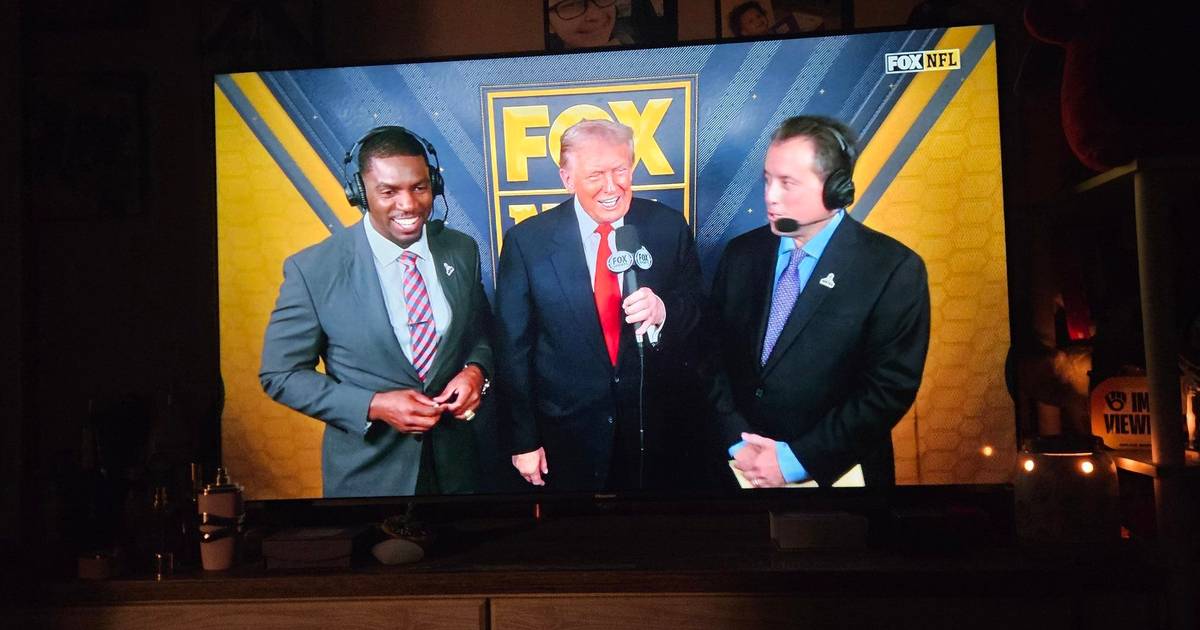 Donald Trump vaiado em jogo da NFL