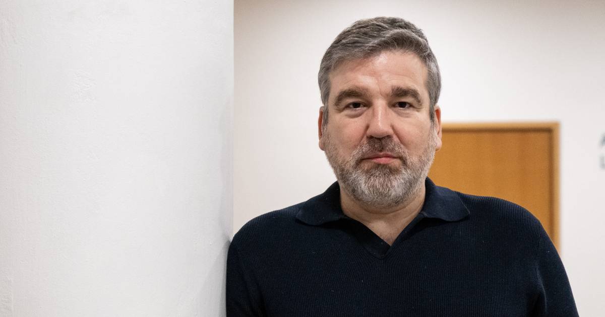 Henrique Dias: “Em Portugal ainda não, mas nos EUA já pedem para fazer séries que se vejam enquanto estás no telemóvel. ‘Pluribus’ reverte essa lógica”