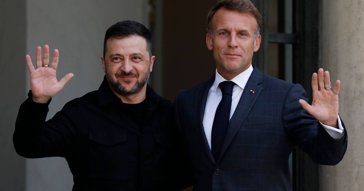Macron recebe Zelensky em Paris na segunda-feira