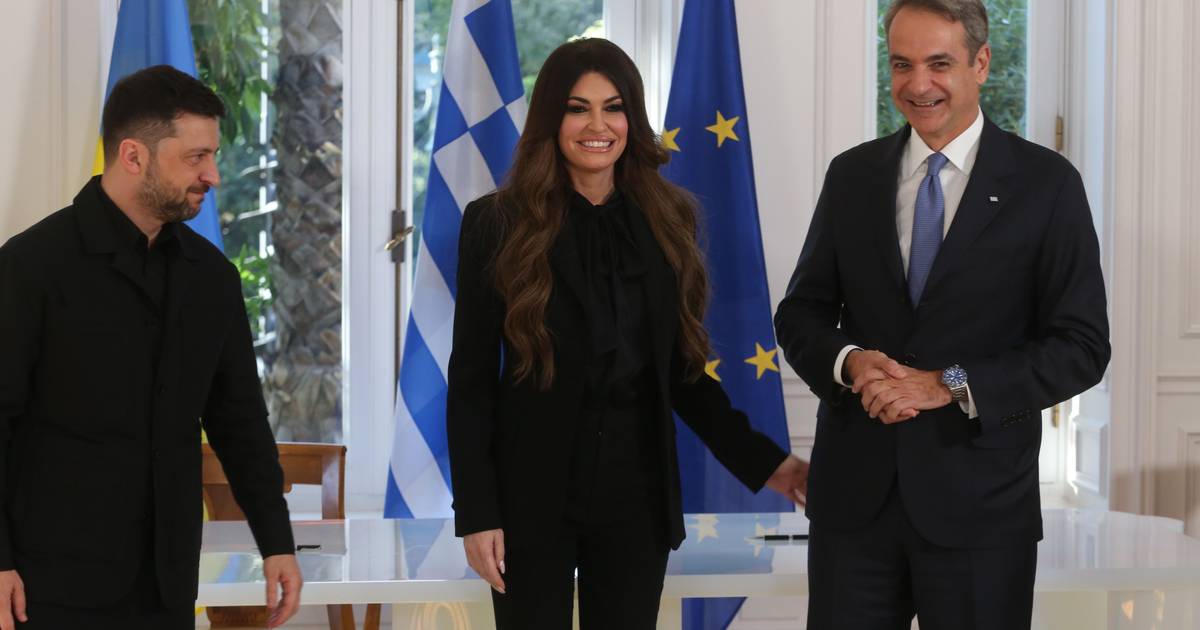 Ucrânia reivindica ataque contra uma das maiores refinarias russas e acorda fornecimento de gás americano a partir da Grécia