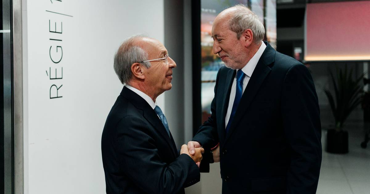 Verificação dos factos: Nem CGTP esteve sempre fora como disse Mendes, nem a condenação de António Filipe à invasão russa foi bem assim