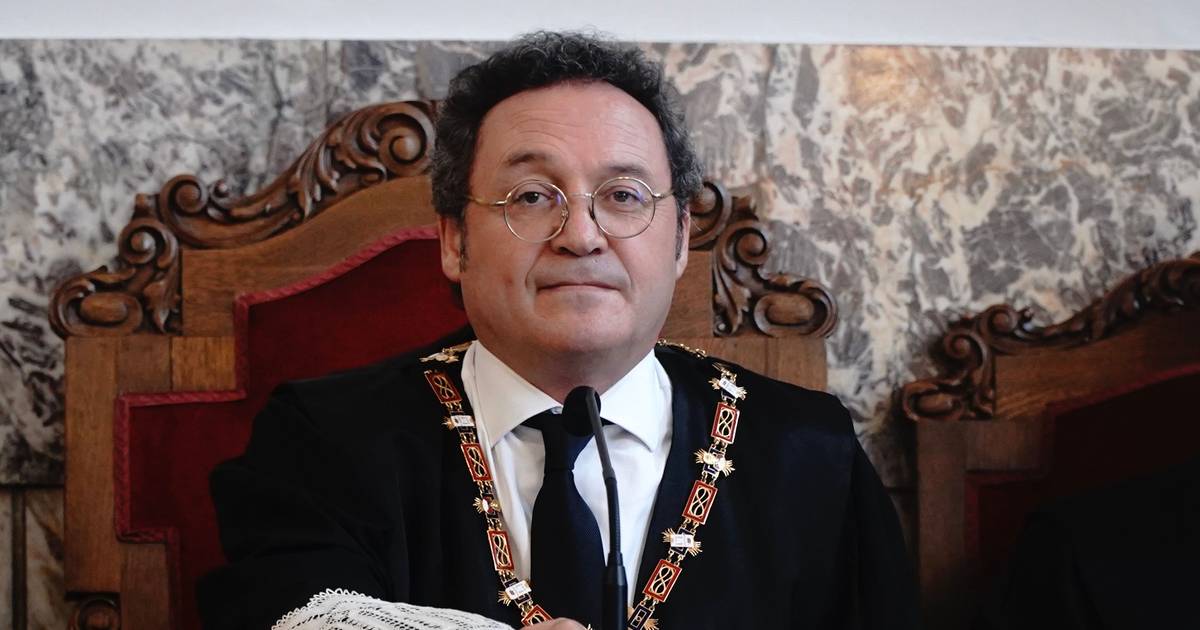Procurador-geral de Espanha condenado por revelação de informações pessoais e em segredo de justiça