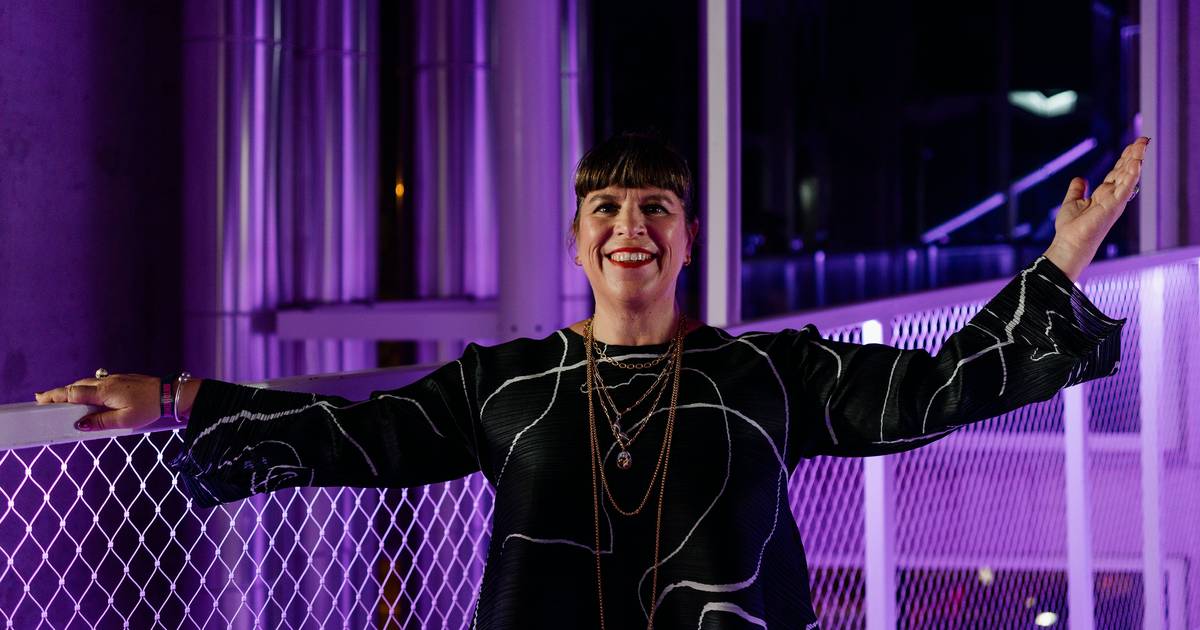 Associação exige esclarecimentos a Joana Vasconcelos sobre origem de azulejos em obra de arte