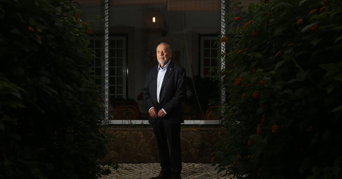 “O 25 de Novembro foi um ajuste de contas entre militares. Nada mais”