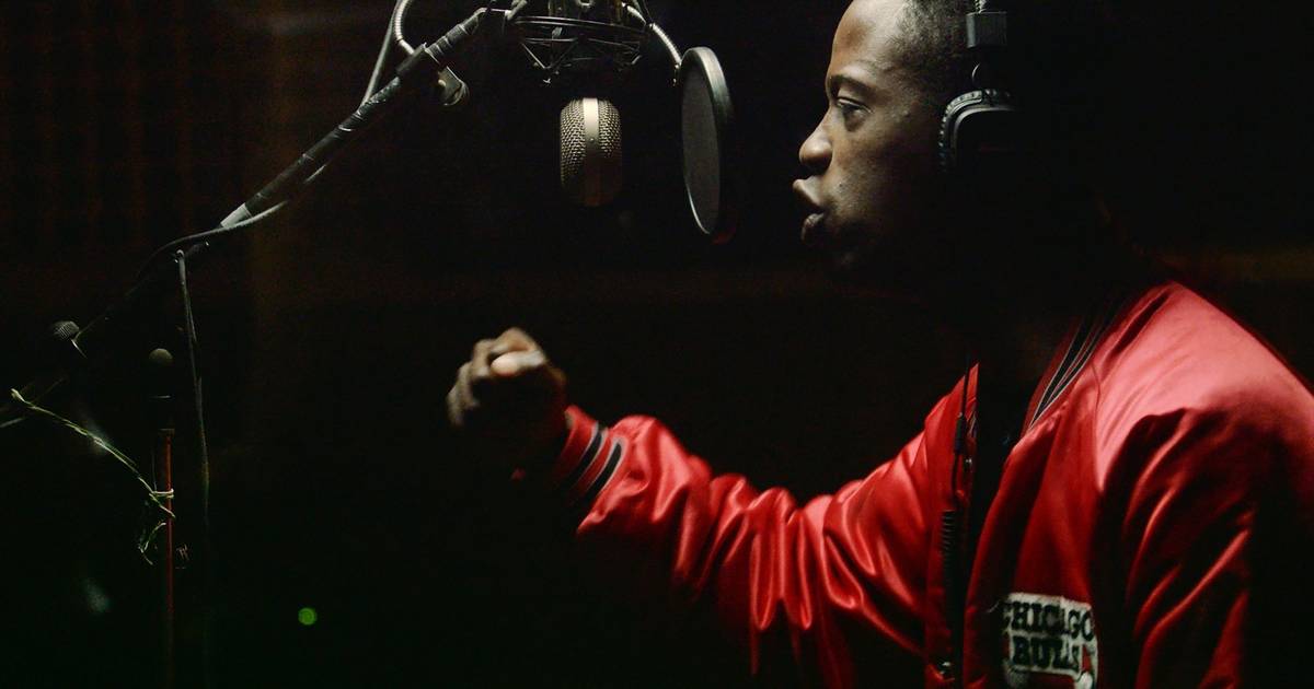 Rapper Ghoya detido pela PSP no cinema em Setúbal onde apresentava documentário sobre a sua vida: condução sem carta na origem