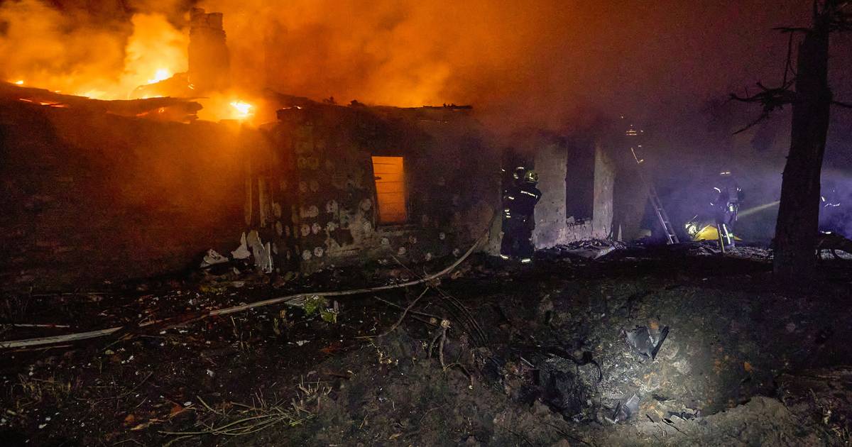 Ataque russo a Kharkiv, a segunda maior cidade da Ucrânia, faz quatro mortos e 17 feridos