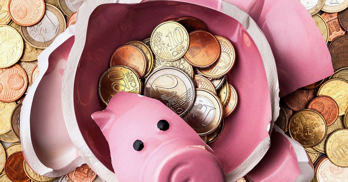 The lower the education and income, the lower the financial literacy