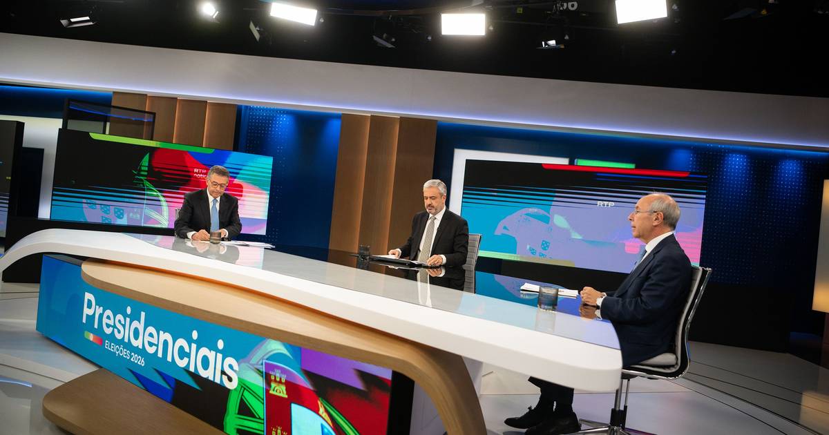 Verificação de factos: Seguro escorrega a pôr Mendes no governo de Passos e Mendes erra nas propostas do Chega