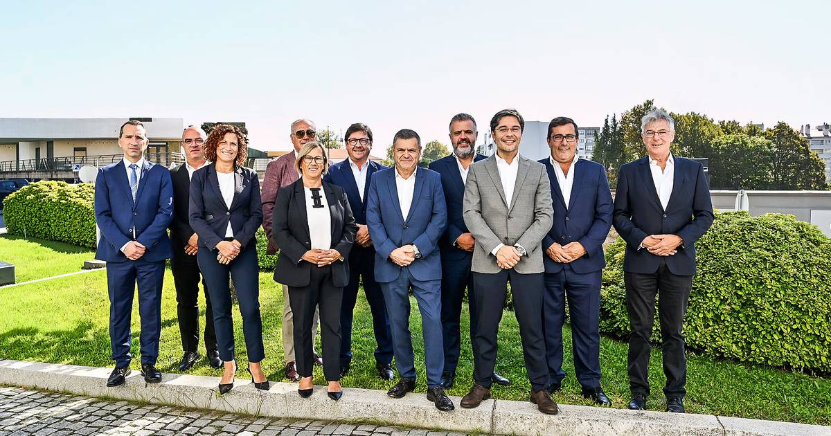 Capital de risco nacional quer criar novo líder no negócio funerário e destronar Servilusa