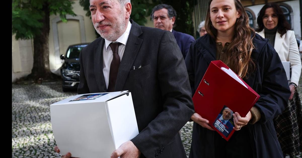 António Filipe formaliza candidatura em defesa dos direitos fundamentais