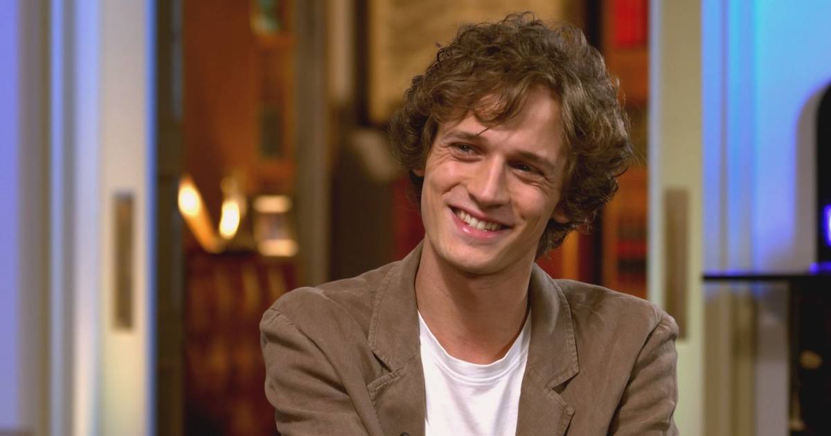 Vicente Gil: “Quando digo às pessoas que sou cigano ainda ficam surpreendidas, mas um cigano também pode ser ator, licenciado e lavadinho”